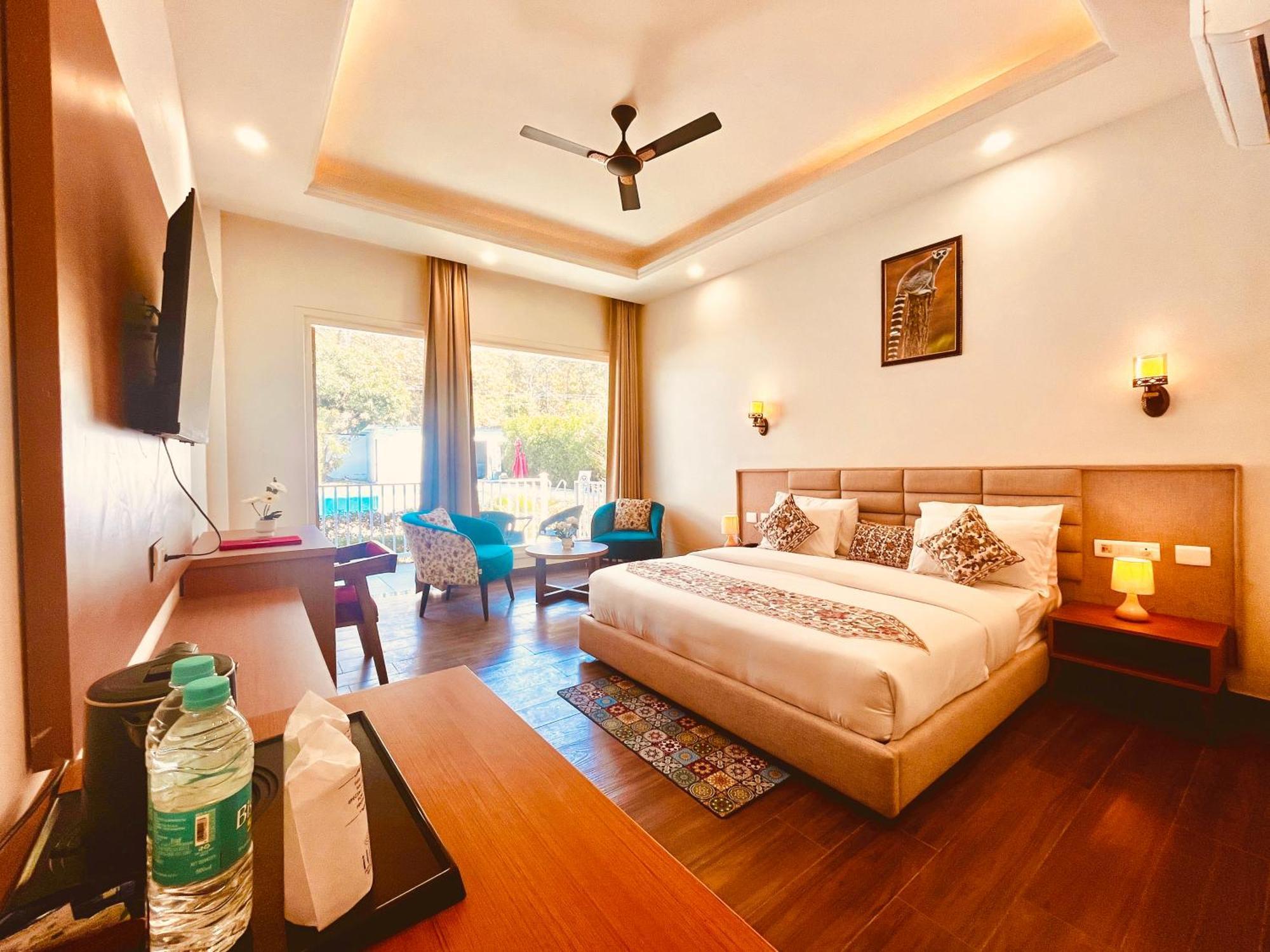 The Kempty Fall Resort, Mussoorie - Lavish & Luxury Stay ภายนอก รูปภาพ